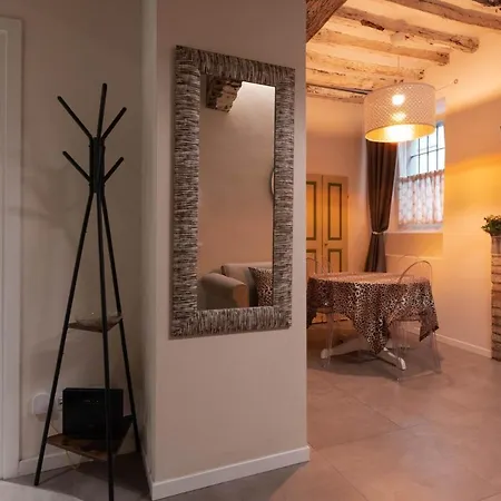 Apartamento Borgo Degli Studi 7 Parma