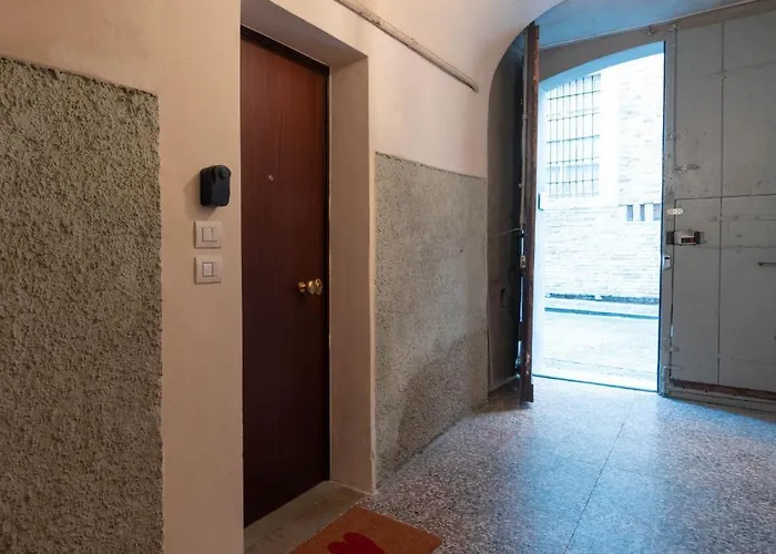 Borgo Degli Studi 7 * Парма